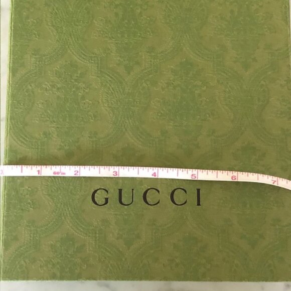 GUCCI Gift Present Set - Textured Green Logo Magnetic Box, Dust Bag & Gi… - Picture 14 of 17